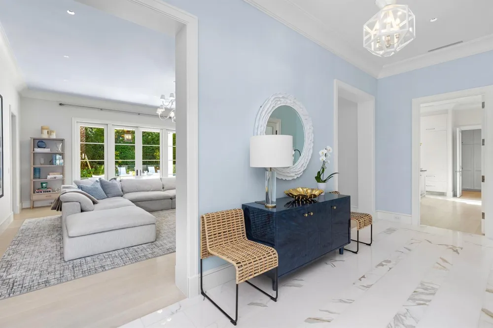 208 Sandpiper Drive Palm Beach, FL 33480