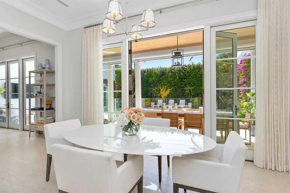 208 Sandpiper Drive Palm Beach, FL 33480
