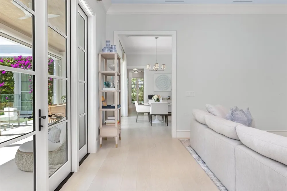 208 Sandpiper Drive Palm Beach, FL 33480
