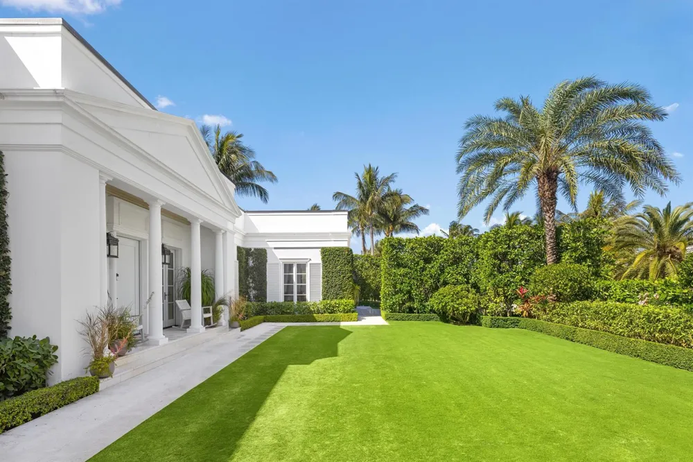 208 Sandpiper Drive Palm Beach, FL 33480
