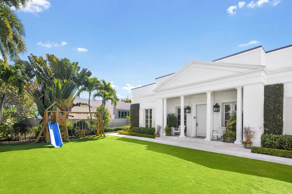 208 Sandpiper Drive Palm Beach, FL 33480