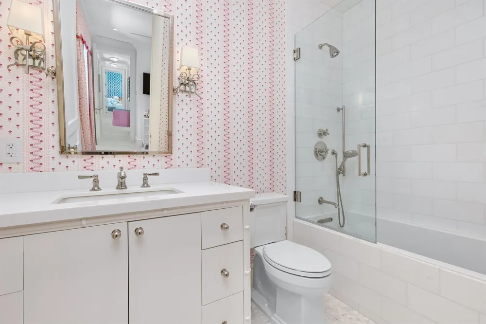 208 Sandpiper Drive Palm Beach, FL 33480