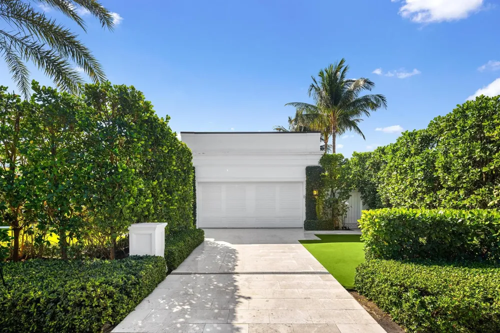 208 Sandpiper Drive Palm Beach, FL 33480
