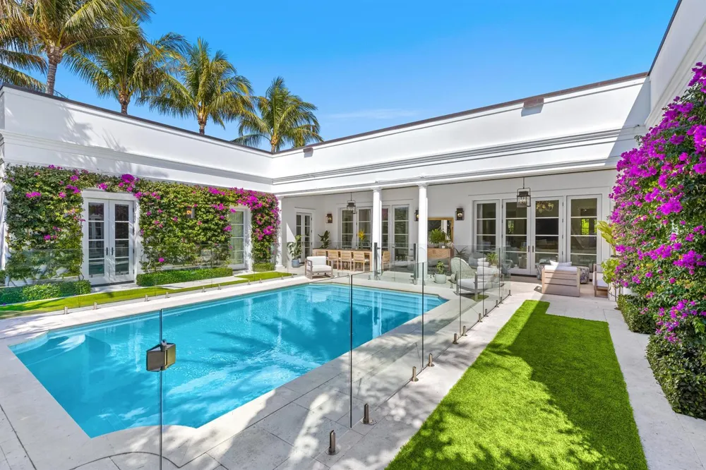 208 Sandpiper Drive Palm Beach, FL 33480