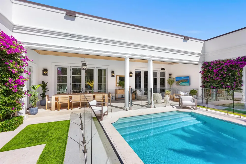208 Sandpiper Drive Palm Beach, FL 33480