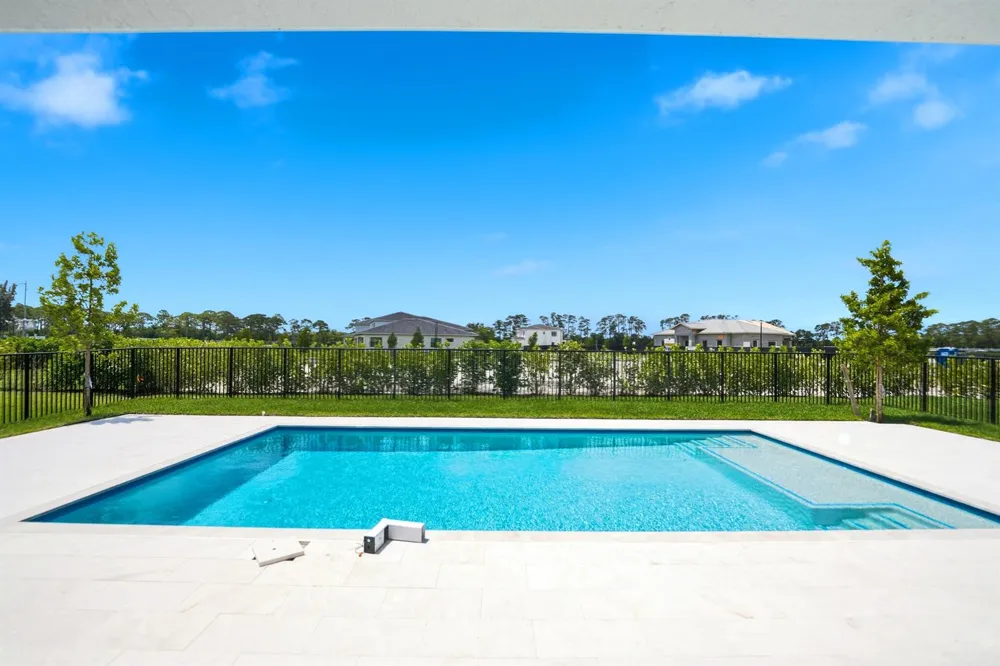 10140 Royal Ascot Avenue Lake Worth, FL 33449