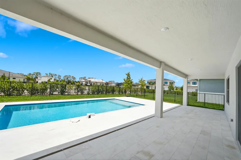 10140 Royal Ascot Avenue Lake Worth, FL 33449