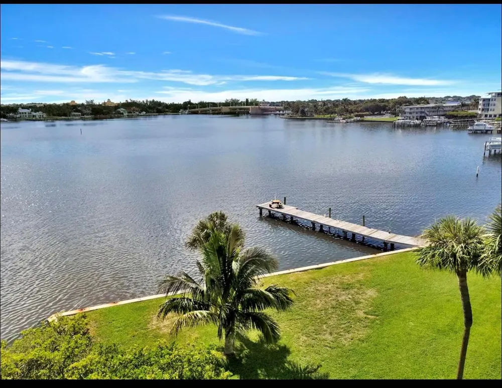300 Croton Avenue #102 Lantana, FL 33462