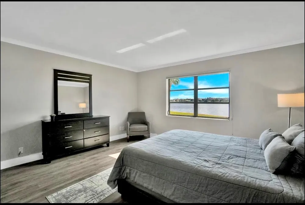 300 Croton Avenue #102 Lantana, FL 33462