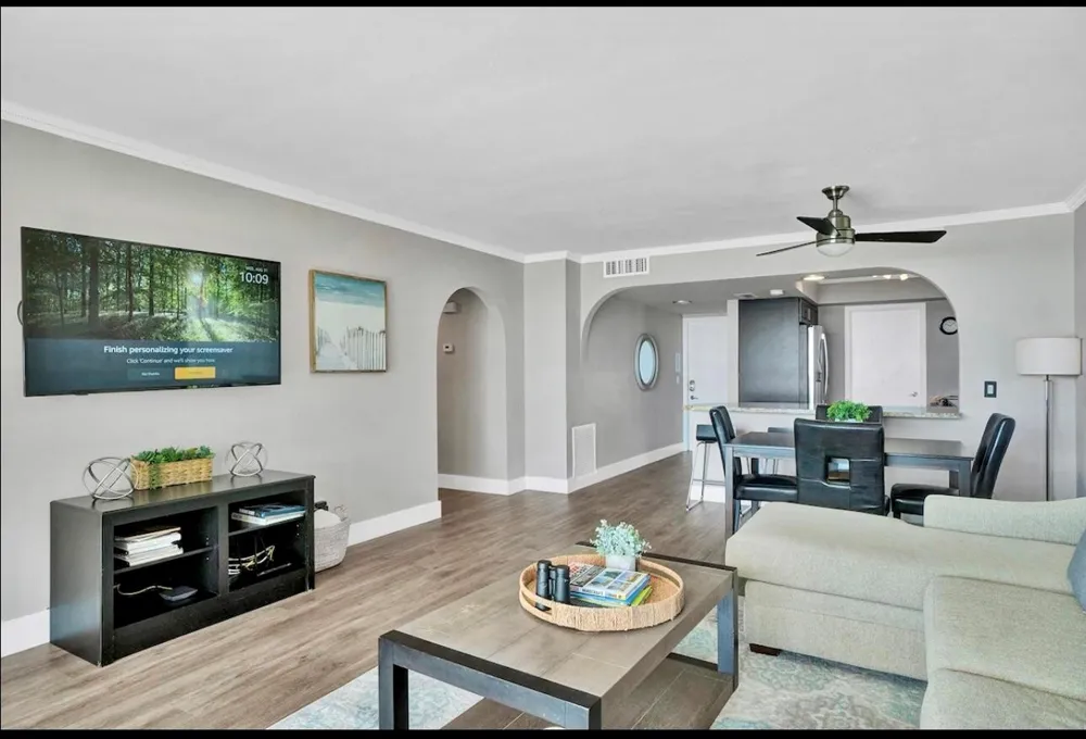 300 Croton Avenue #102 Lantana, FL 33462