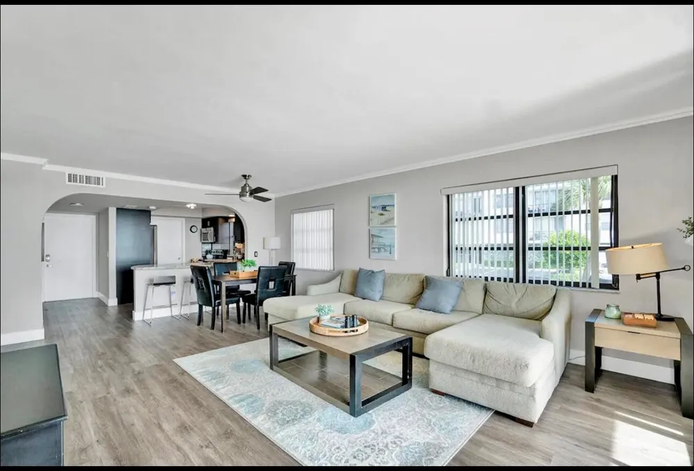 300 Croton Avenue #102 Lantana, FL 33462