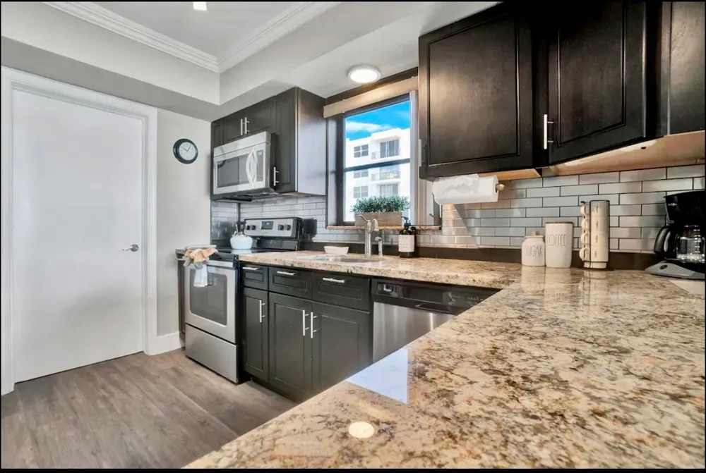 300 Croton Avenue #102 Lantana, FL 33462