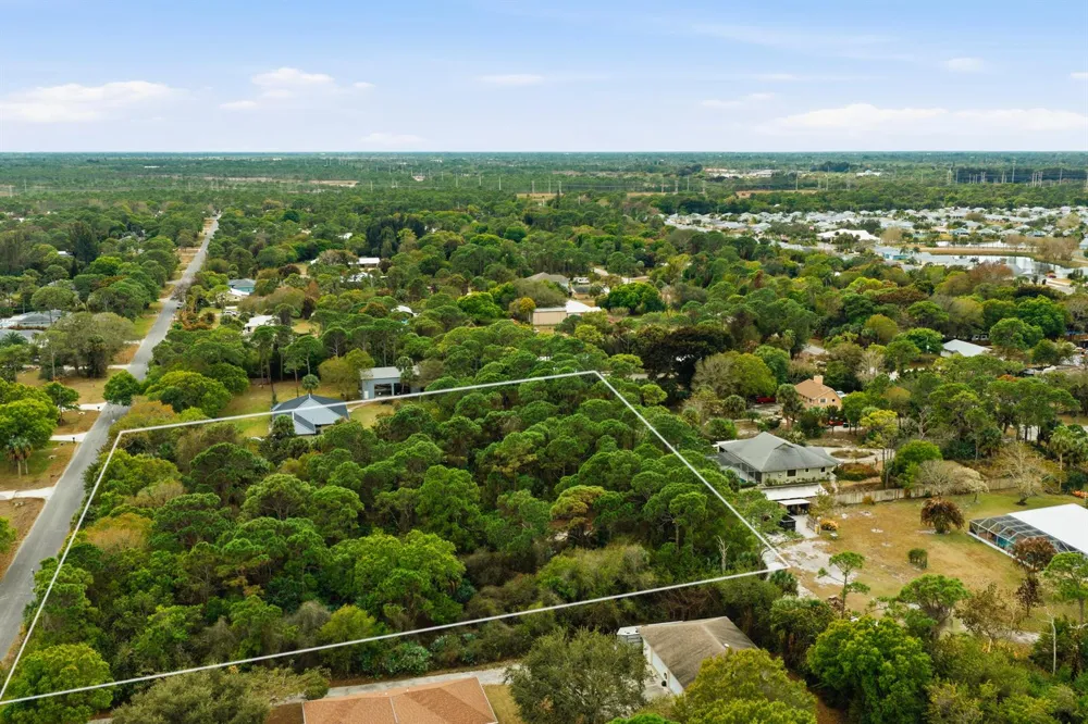 Pinetree Drive Fort Pierce, FL 34982