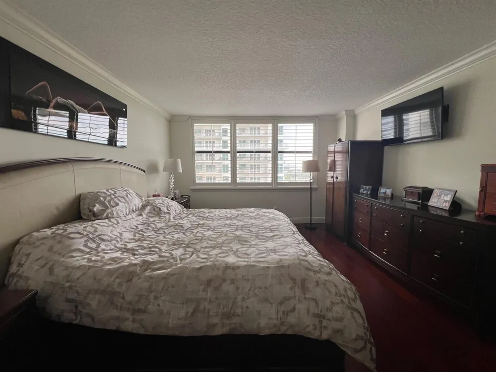 3400 Ocean Drive #906 Singer Island, FL 33404