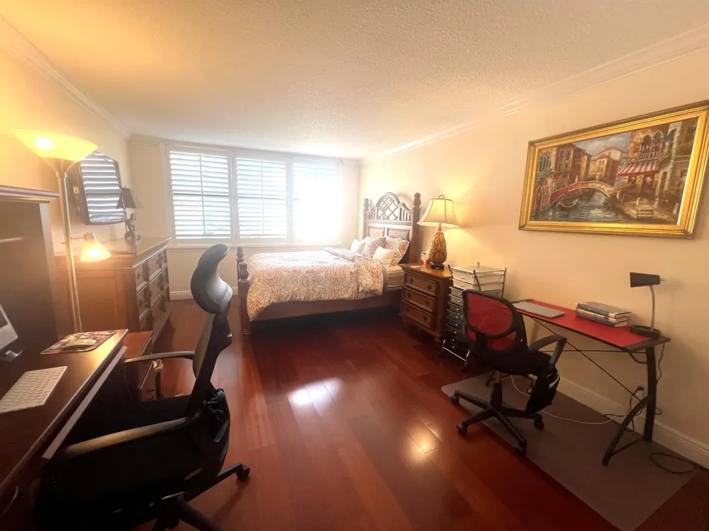 3400 Ocean Drive #906 Singer Island, FL 33404