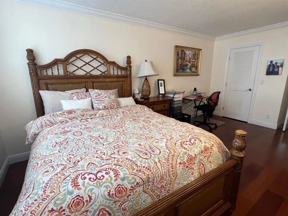 3400 Ocean Drive #906 Singer Island, FL 33404