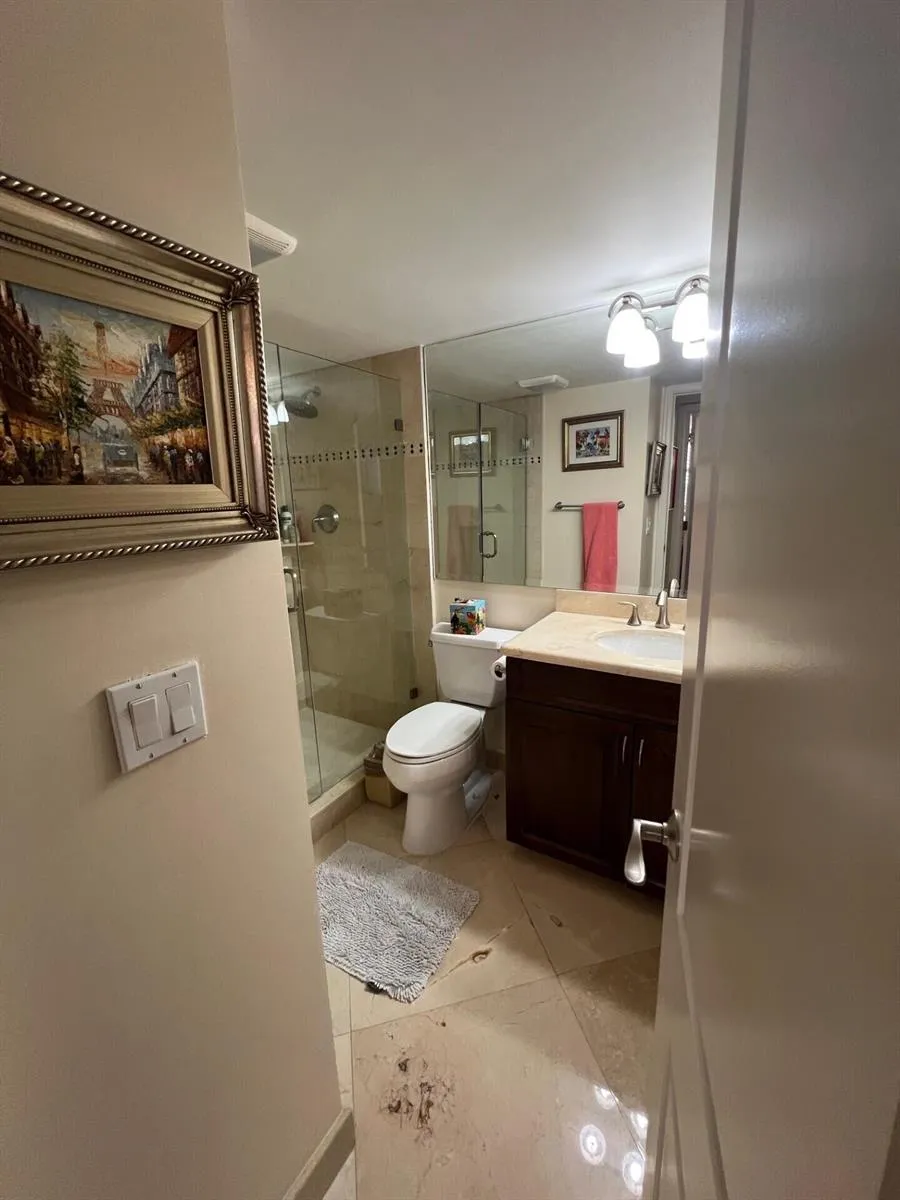 3400 Ocean Drive #906 Singer Island, FL 33404