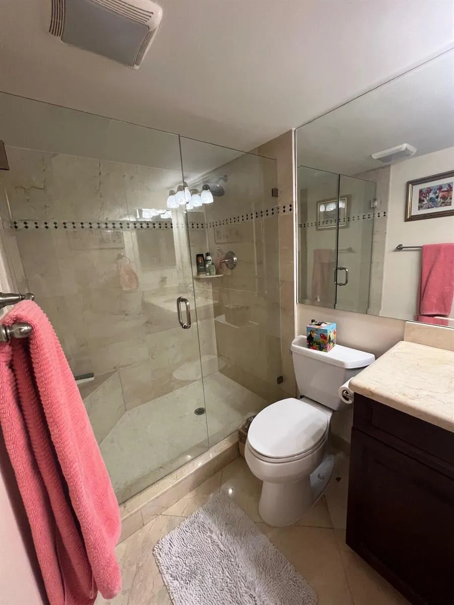 3400 Ocean Drive #906 Singer Island, FL 33404