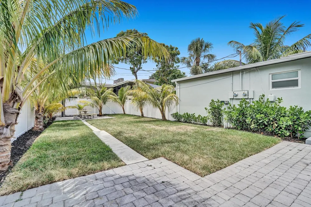 1969 NE 5th Street #1-2 Deerfield Beach, FL 33441