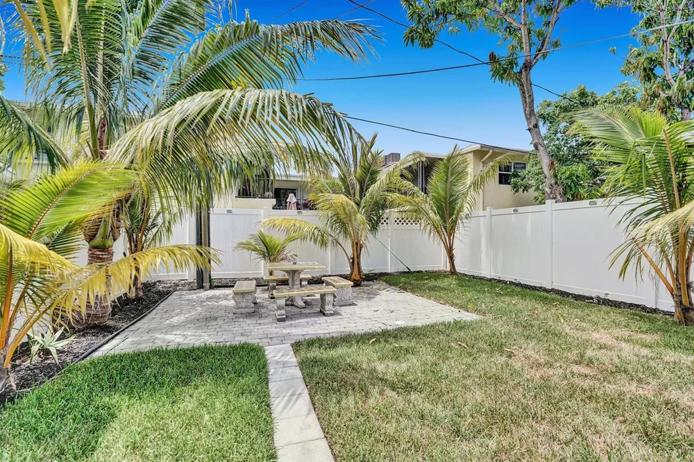 1969 NE 5th Street #1-2 Deerfield Beach, FL 33441