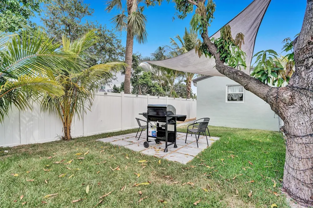 1969 NE 5th Street #1-2 Deerfield Beach, FL 33441