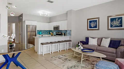 7650 Sir Kaufmann Court