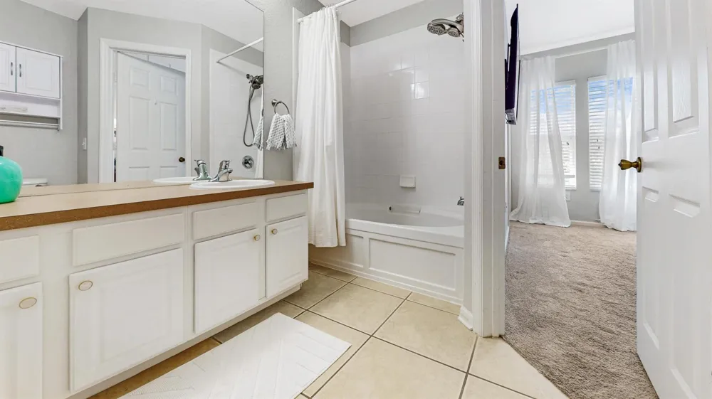 7650 Sir Kaufmann Court Kissimmee, FL 34747