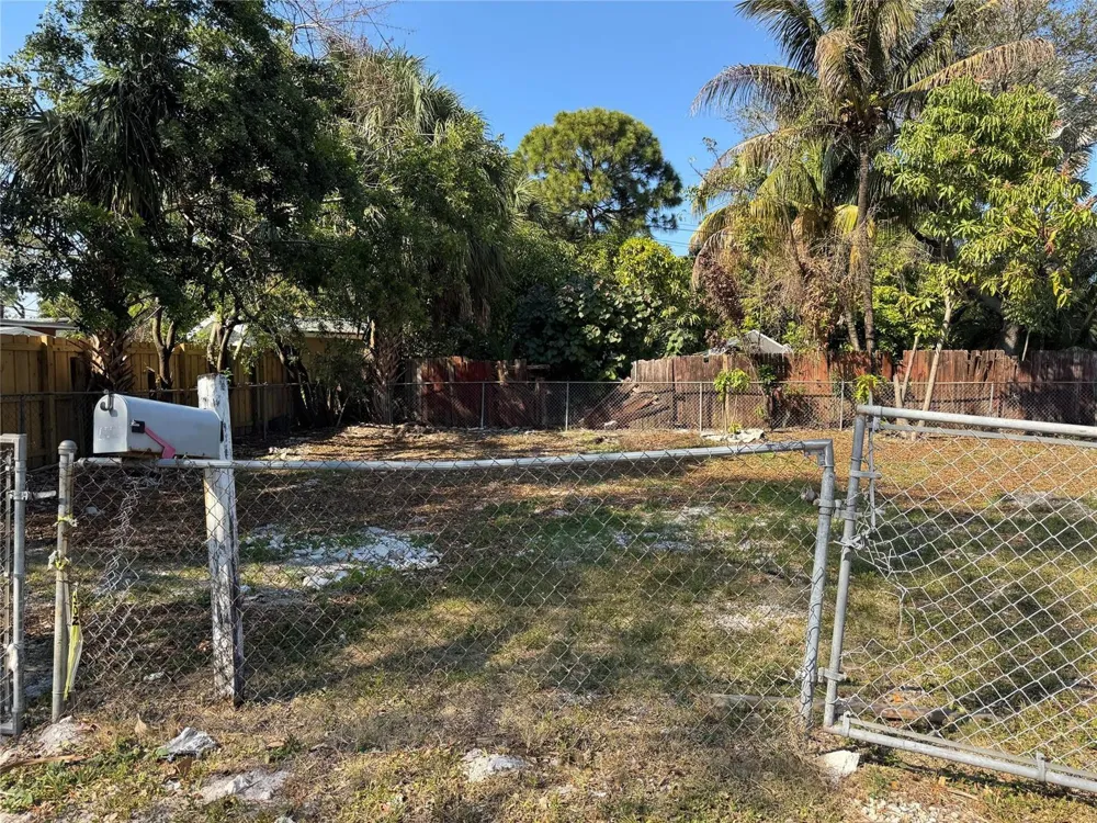 1201 NE 3rd Avenue Fort Lauderdale, FL 33304