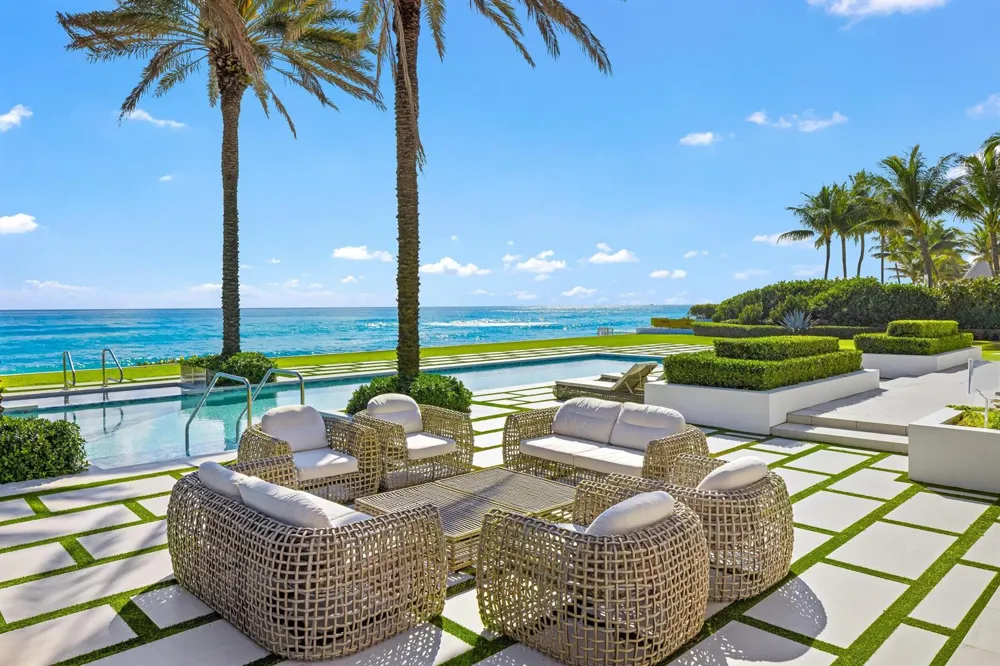 900 S Ocean Boulevard Manalapan, FL 33462