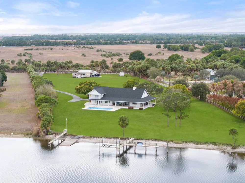 10125 SW Green Ridge Lane Palm City, FL 34990