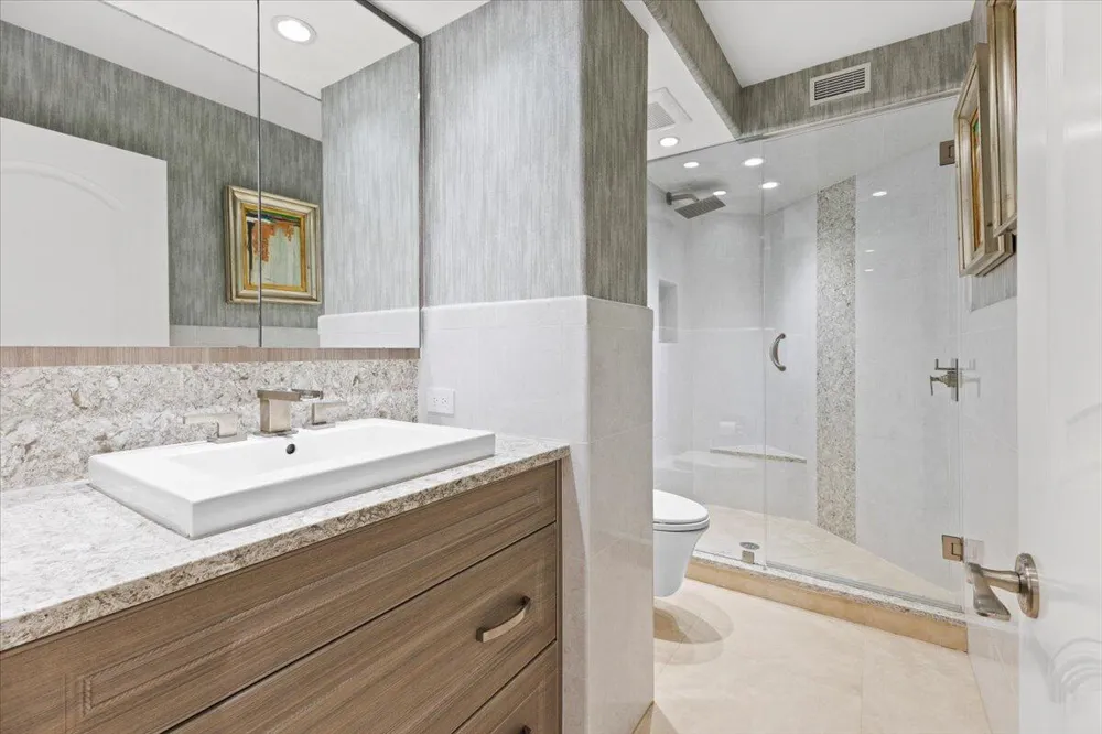 4605 S Ocean Boulevard #3b Highland Beach, FL 33487