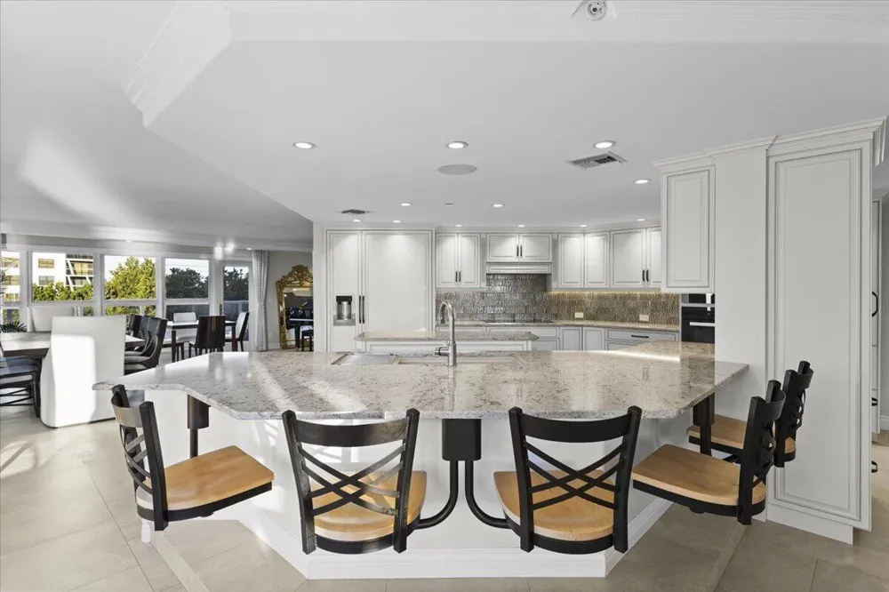 4605 S Ocean Boulevard #3b Highland Beach, FL 33487