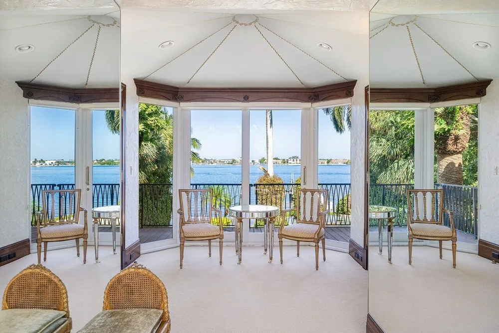 1880 S Ocean Boulevard Manalapan, FL 33462
