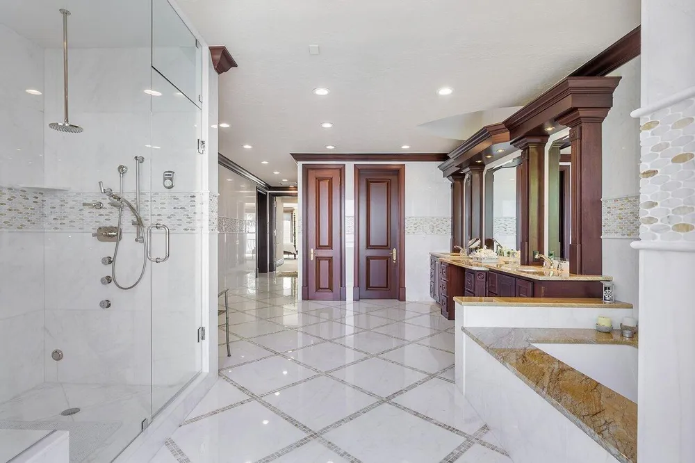 1880 S Ocean Boulevard Manalapan, FL 33462
