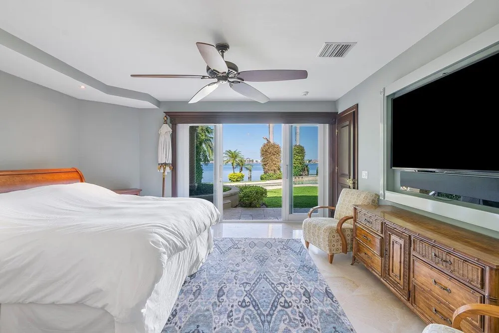 1880 S Ocean Boulevard Manalapan, FL 33462