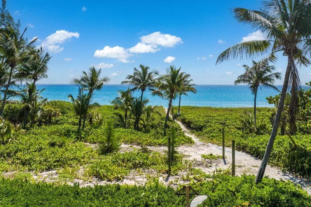 1880 S Ocean Boulevard Manalapan, FL 33462