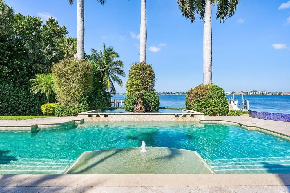 1880 S Ocean Boulevard Manalapan, FL 33462