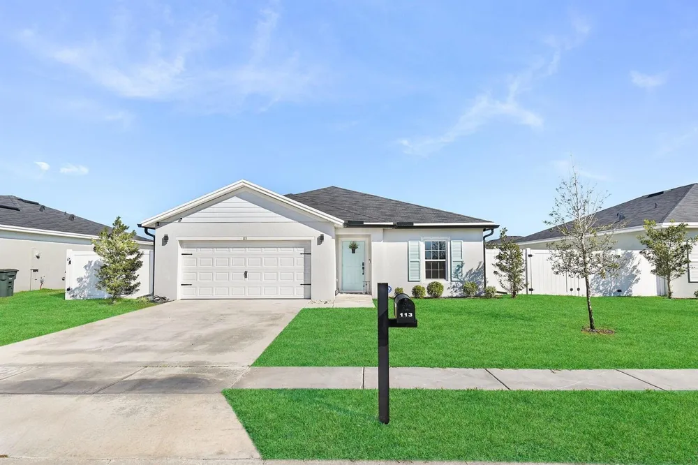 113 Dabou Loop Belle Glade, FL 33430