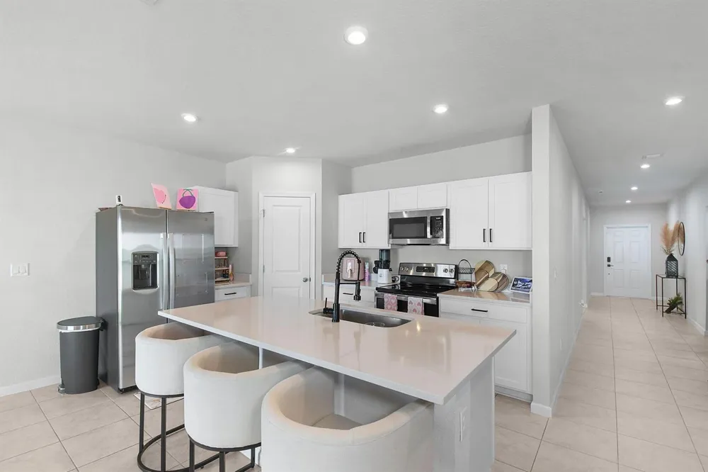 113 Dabou Loop Belle Glade, FL 33430