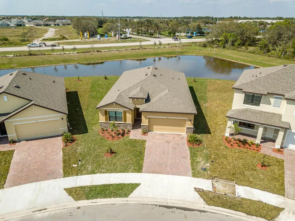 1863 Farmhouse Road SE Palm Bay, FL 32909
