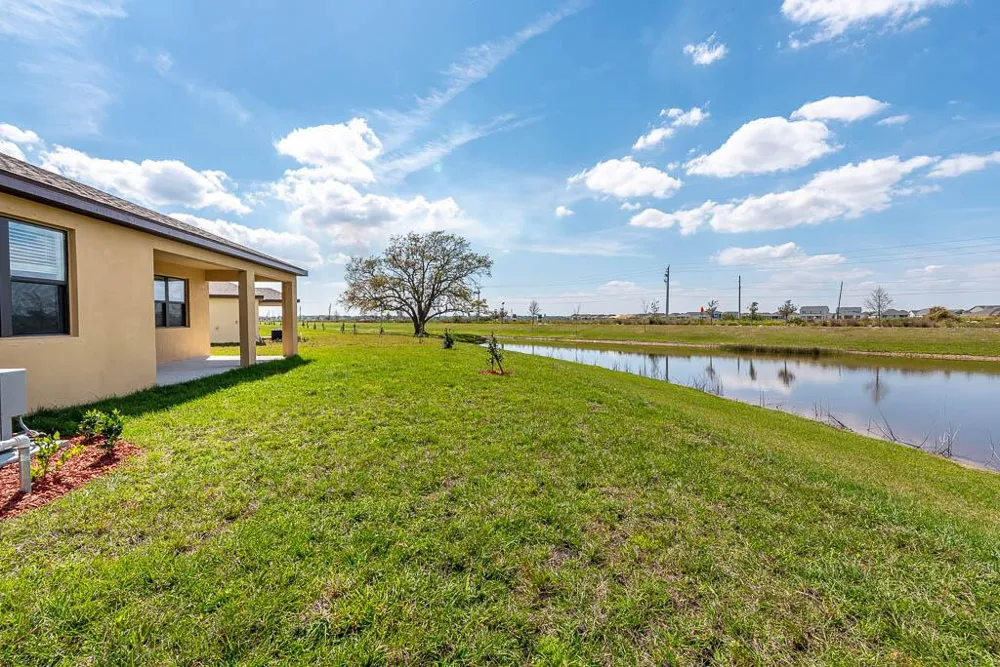 1863 Farmhouse Road SE Palm Bay, FL 32909