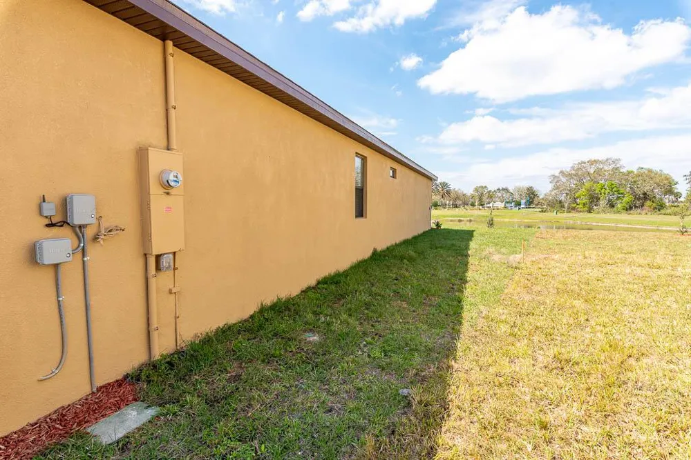 1863 Farmhouse Road SE Palm Bay, FL 32909