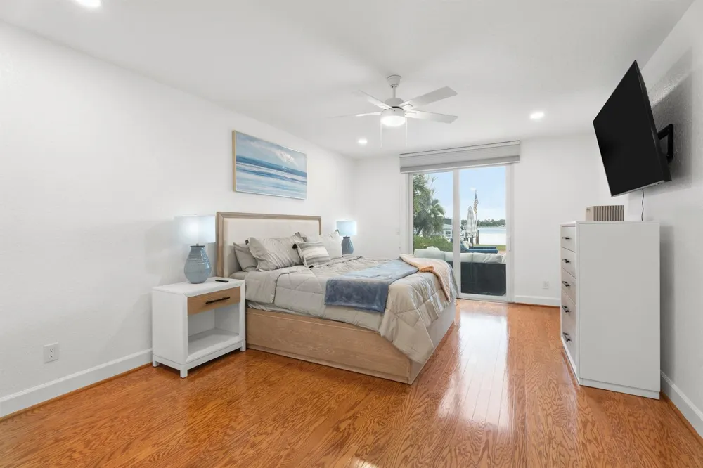 114 S Lake Drive Lantana, FL 33462