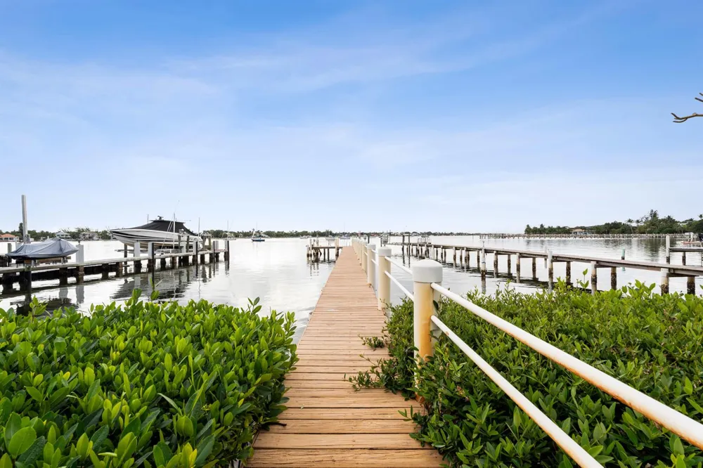 114 S Lake Drive Lantana, FL 33462