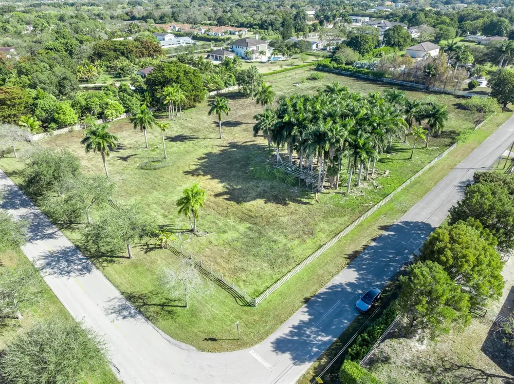 17701 SW 54 STREET Southwest Ranches, FL 33331