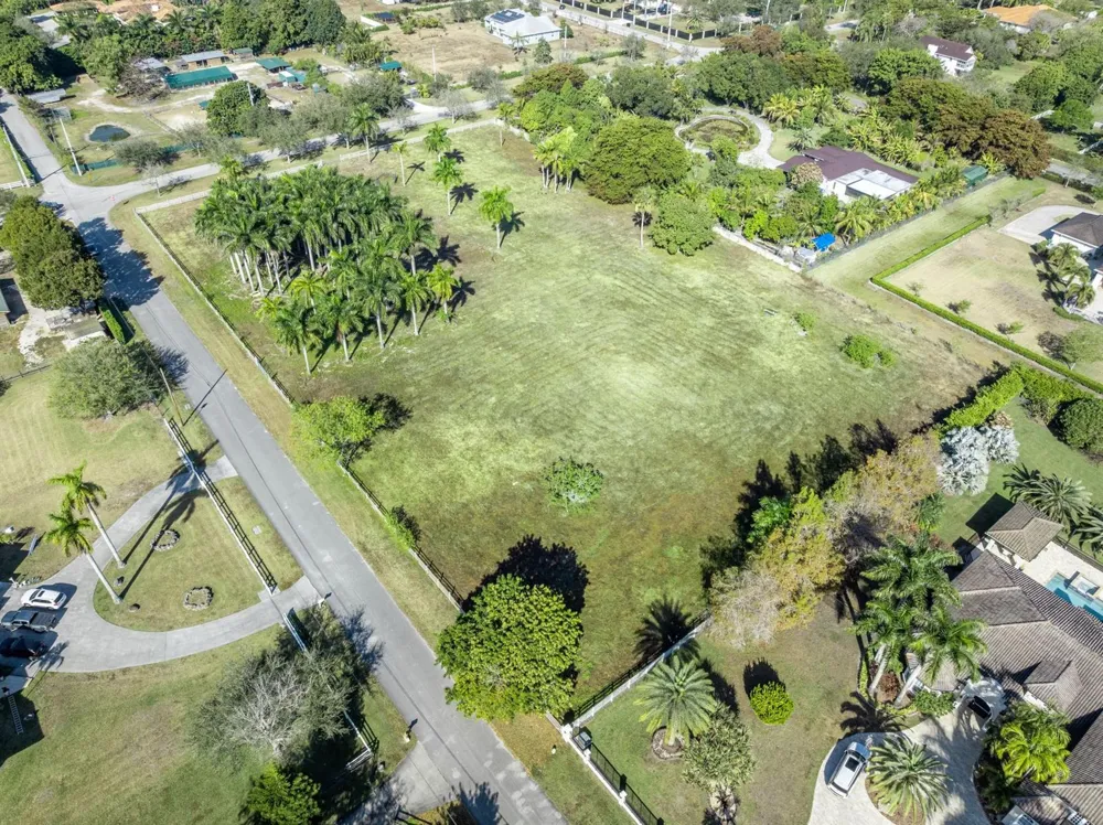 17701 SW 54 STREET Southwest Ranches, FL 33331