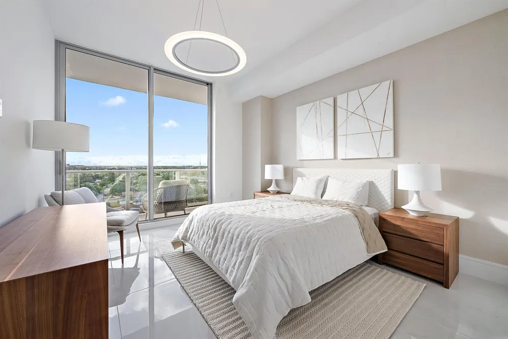 220 Lake Shore Drive #1008 Lake Park, FL 33403