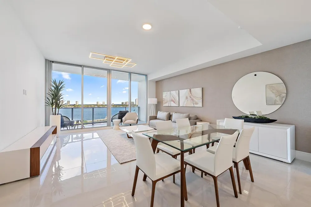 220 Lake Shore Drive #1008 Lake Park, FL 33403