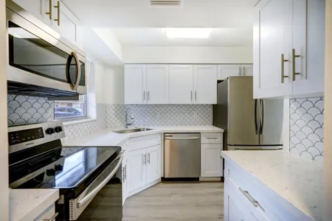 18081 SE Country Club Drive #265