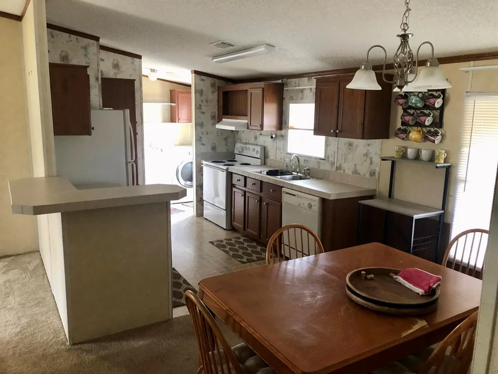 19720 NW 94th Drive Okeechobee, FL 34972